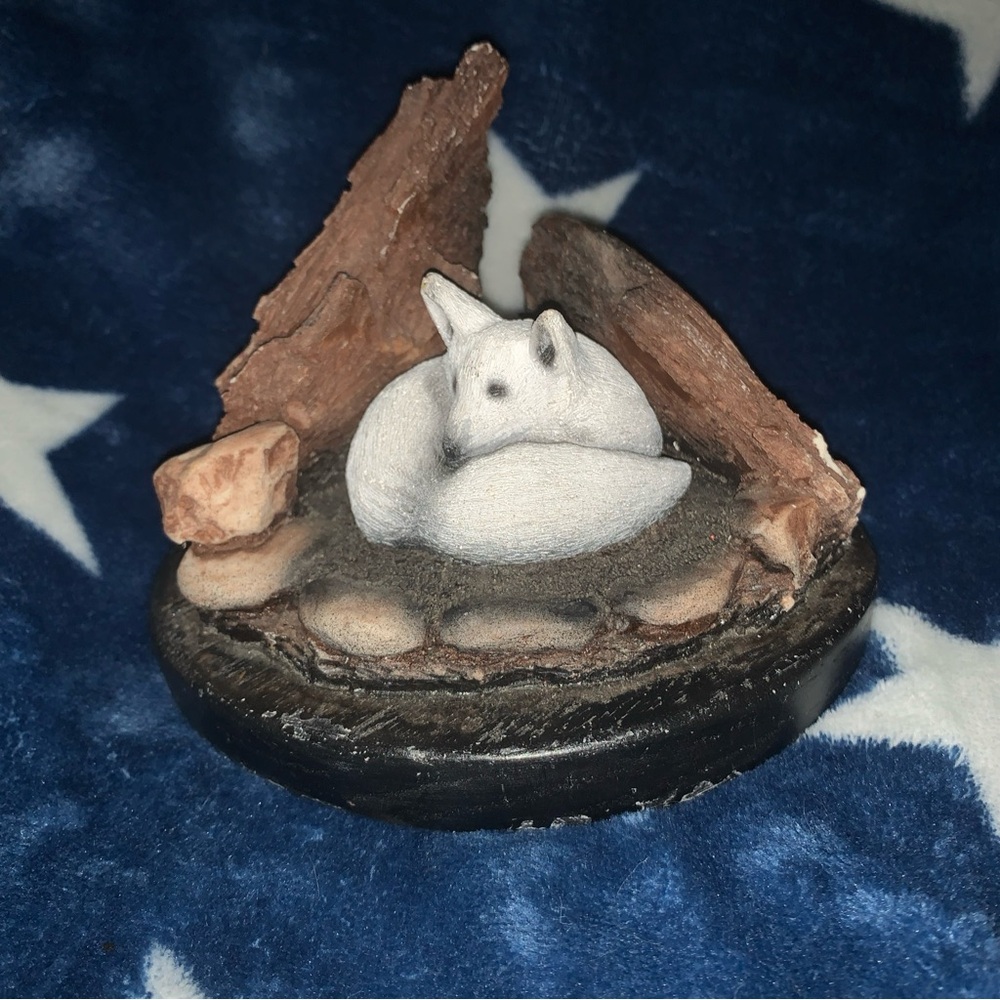 Bill Vernon Vintage 1975 Fox White and Brown Small Sculpture COA